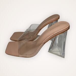 PrettyLittleThing Women’s 6 Tan Clear Block Sandal Heel